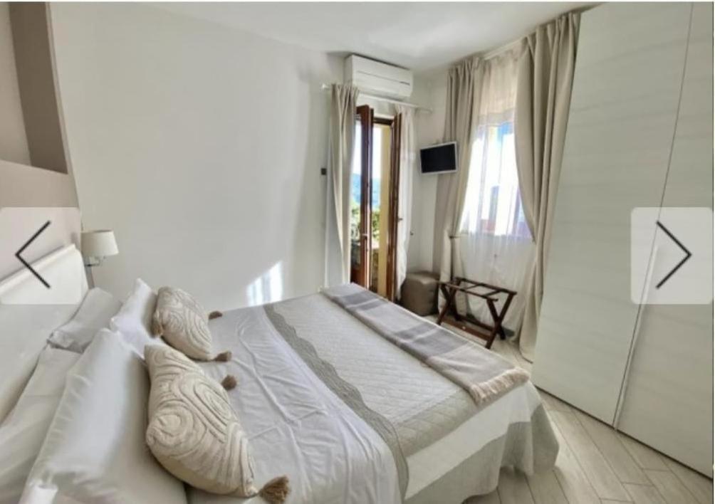 Residenza Le Camelie Διαμέρισμα Oggebio Εξωτερικό φωτογραφία