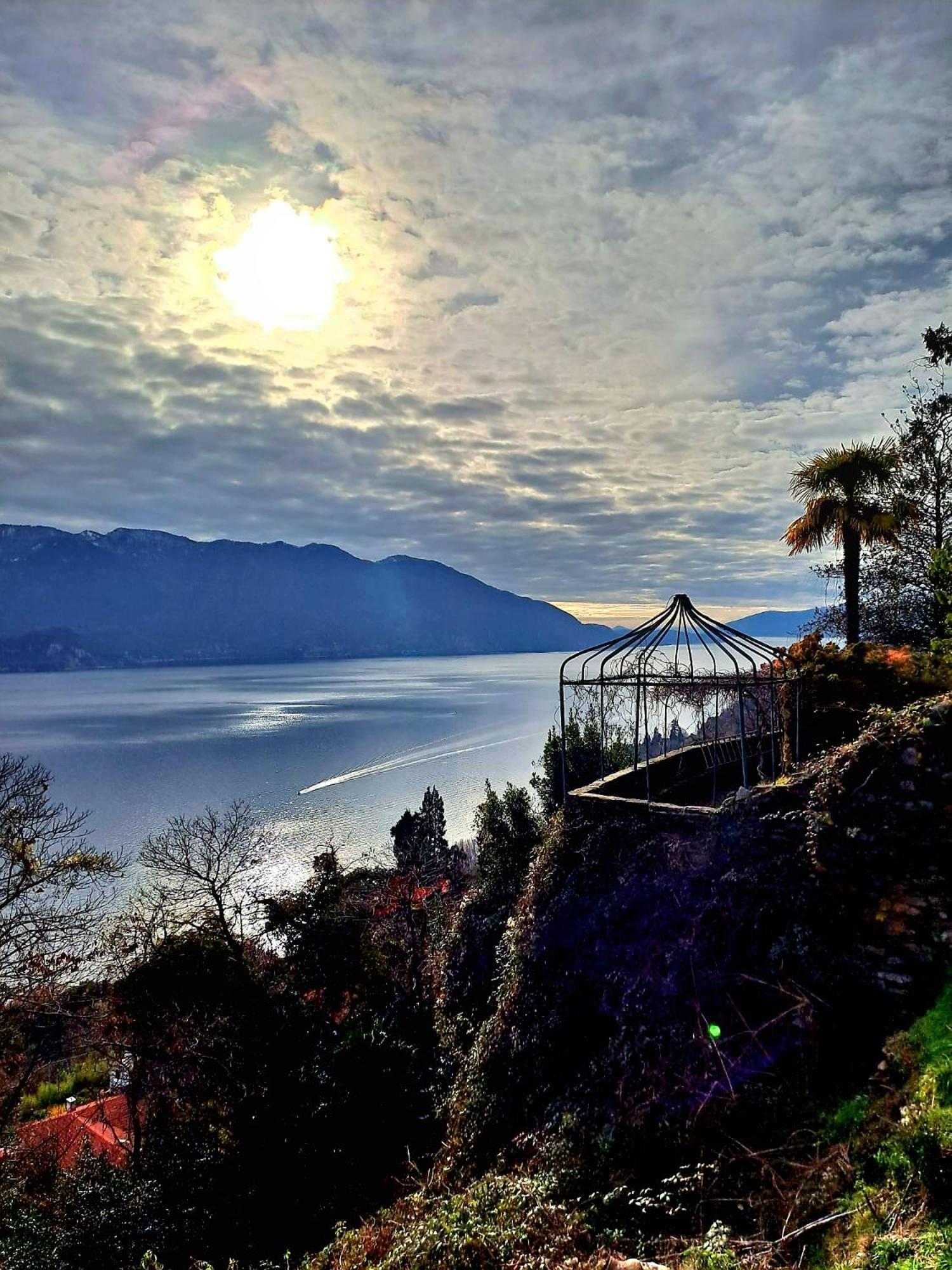 Residenza Le Camelie Διαμέρισμα Oggebio Εξωτερικό φωτογραφία
